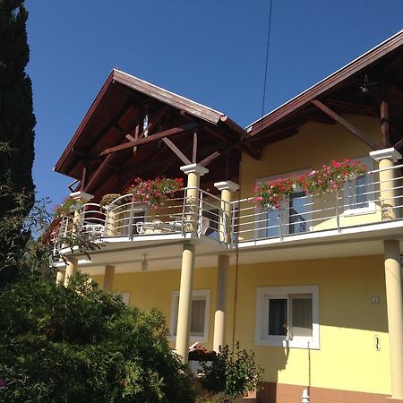Villa Natalia Heviz Luaran gambar
