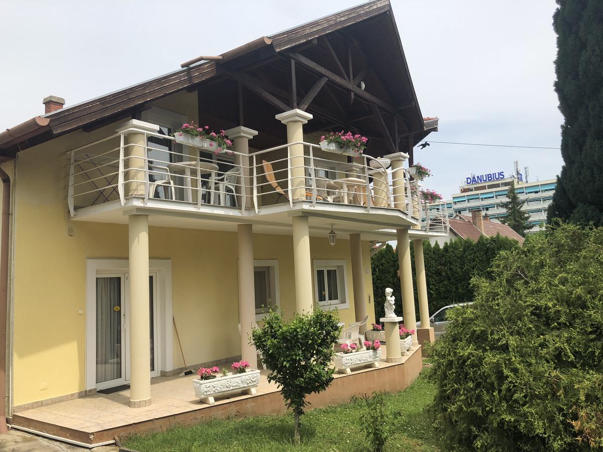 Villa Natalia Heviz Luaran gambar